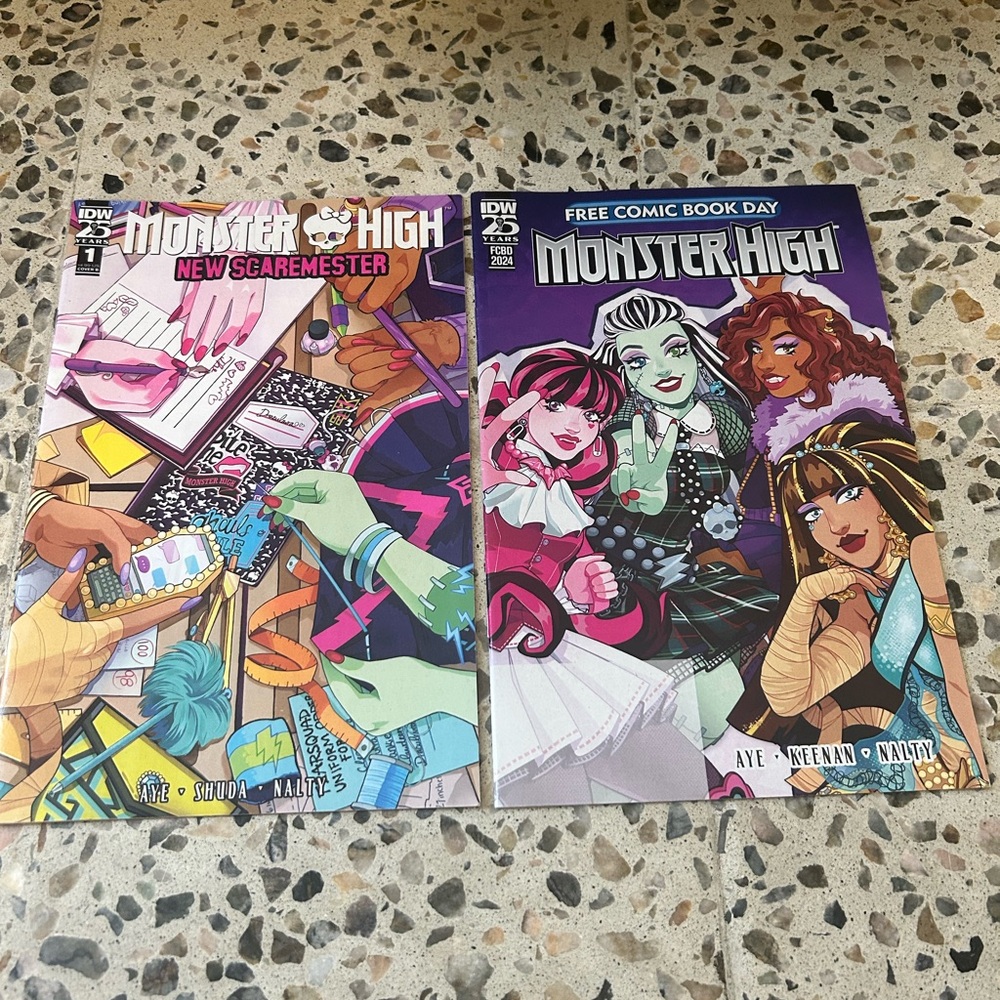 Monster High New Scaremester Comic Set - Multicolor - Picture 2 of 6